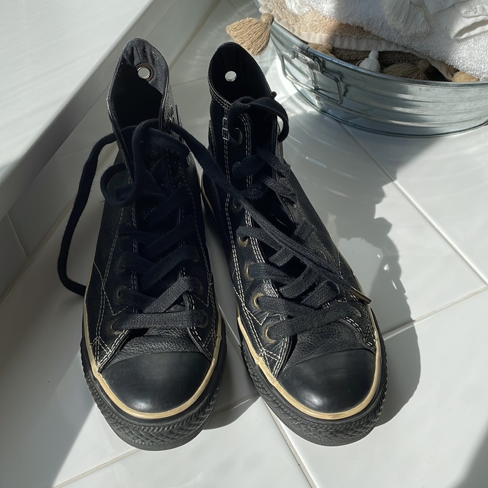 Converse